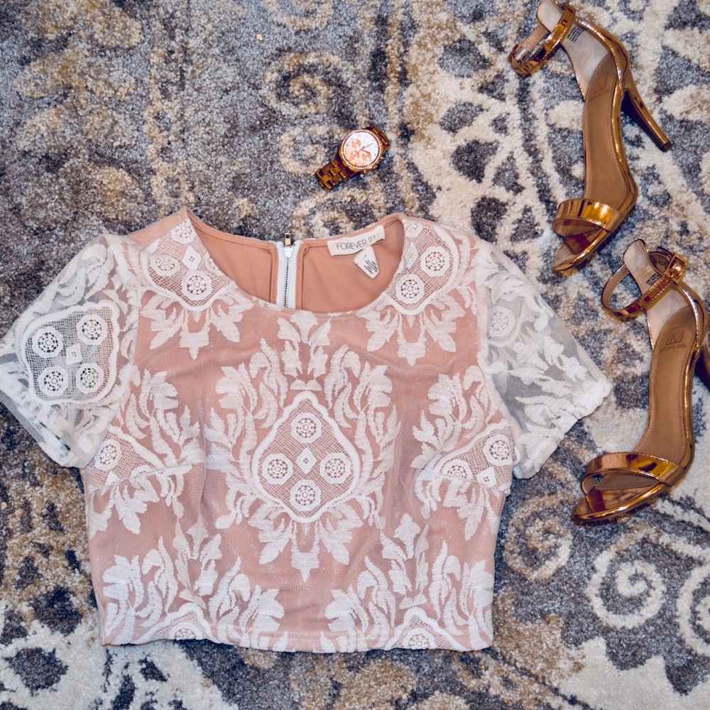 F21 LACE CROP